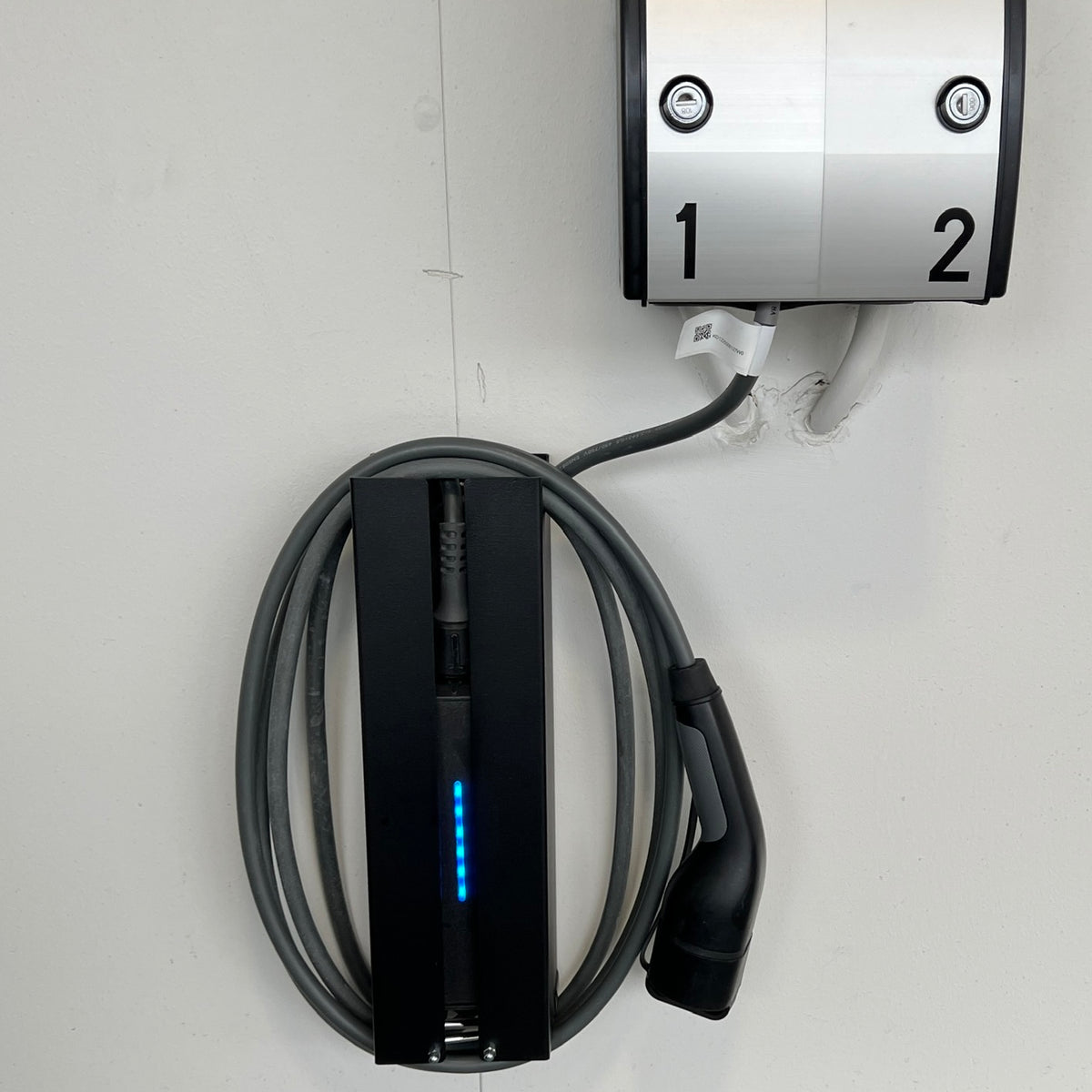 HCH -laturin teline musta 30cm
